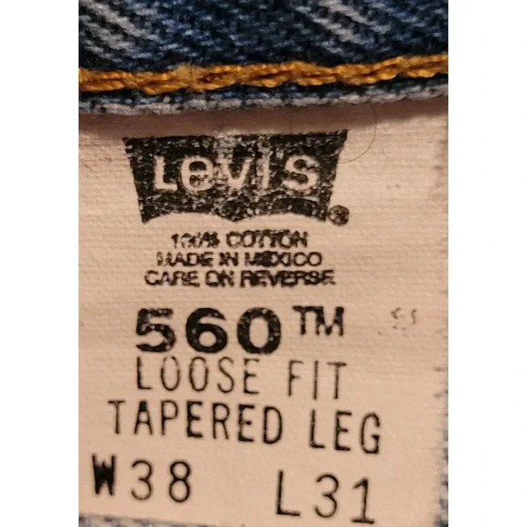 Levi's 560 Jeans  Men's 38 x 31. Preowned - Picture 4 of 8